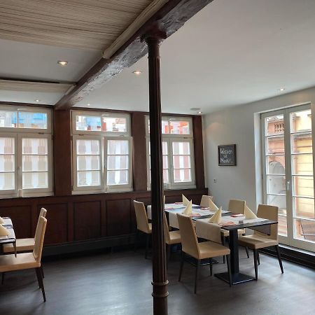 Hotel Loewen ラール エクステリア 写真