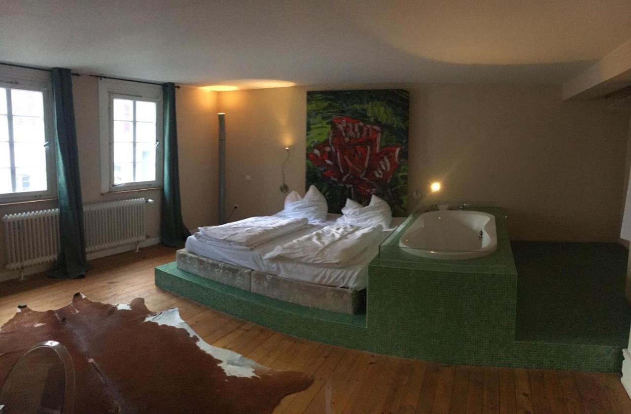 Hotel Loewen ラール エクステリア 写真